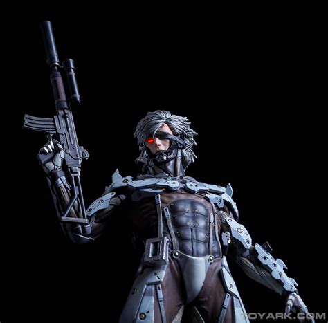 Sdcc Metal Gear Solid V Raiden White Armor Statue Toyark Gallery