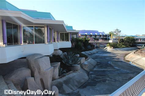 Magic Kingdom Hub Expansion Picture Update | DisneyDayByDay