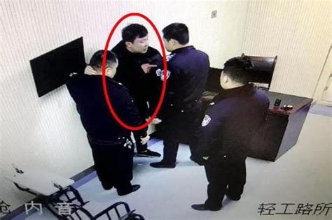 酒后妨害公务 平顶山一男子被依法刑事拘留 新浪河南 新浪网