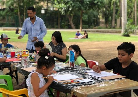 Ofrecen clases de pintura para niños en el Parque Papagayo El Sur