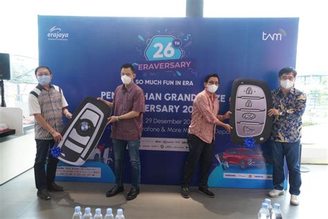 Grand Prize Eraversary Sudah Diserahkan Erajaya Group Kepada Dua