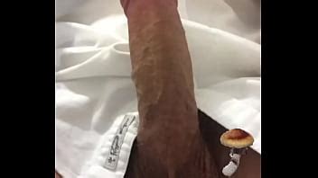 Montrant le pénis XVIDEOS