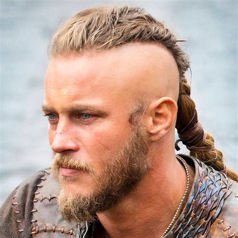 Male Scandinavian Braid In 2020 Hair Styles Top Knot Hairstyles