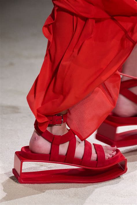 Flatform, Platform & Wedge Shoes Spring 2023 Fashion Trend | The Impression