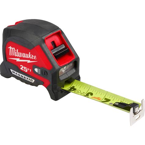 48 22 0428 Milwaukee 25ft Compact Wide Blade Magnetic Tape Measure