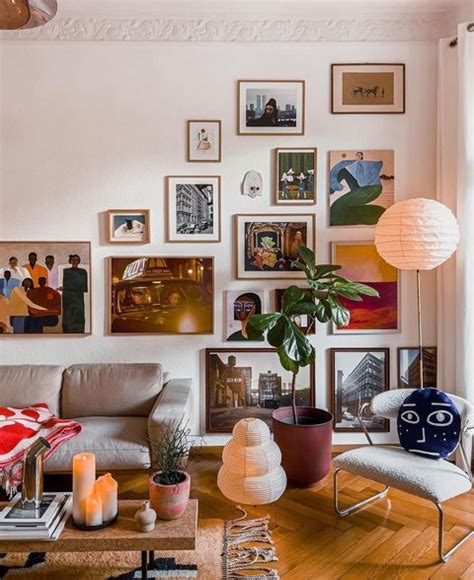 How To Make A Gallery Wall Selecting Arranging Layout Ideas Artofit