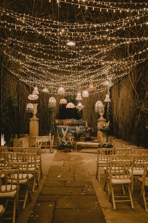 These Fairy Light Wedding Ideas will Make You Swoon!