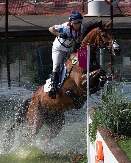 Zara Tindall - Wikipedia