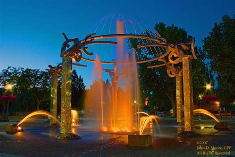 Riverfront Park, Spokane Falls Blvd entry, Night photos, Spokane ...