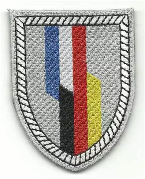 INSIGNE TISSU PATCH Militaire De La Brigade Franco Allemande Bfa EUR