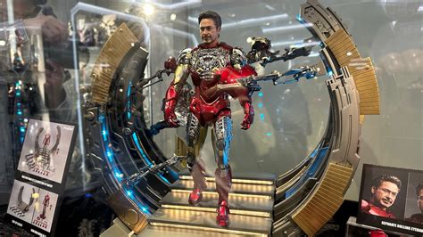 The Avengers 1 6th Scale Iron Man Mark VI 2 0 MMS688D53 With Suit