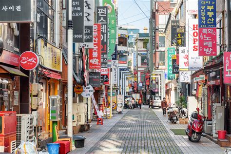 Bustling Busan Streets with Colorful Urban Vibrance - Travel Lens