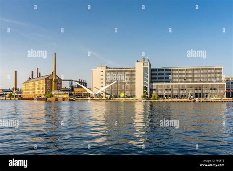 Hochschule Fur Technik Und Wirtschaft Hi Res Stock Photography And