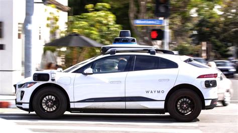 U.S. lawmakers urge stricter regulation of driverless vehicles – Voice ...