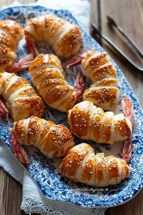 Gamberi In Crosta Di Pasta Sfoglia Ricetta Facile Veloce E Golosissima