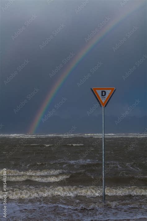 Regenbogen an der Küste Stock Foto Adobe Stock