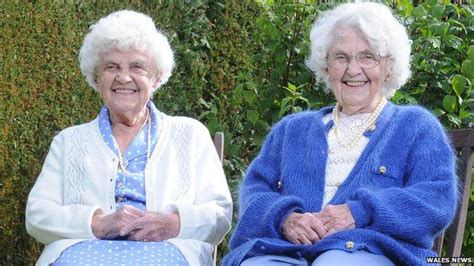 Sisters ~ Bbc News Twin Sisters From Powys Are Officially Oldest In