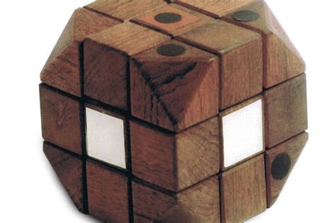 Quem Inventou O Cubo Magico