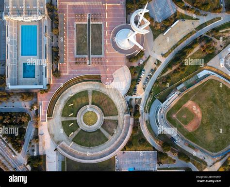 Vista aérea anillo Olímpico o Anella Olímpica y Palau Sant Jordi Estadi