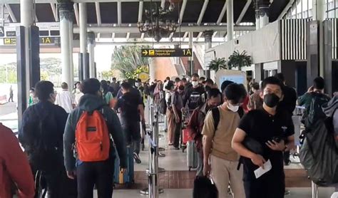 Ribu Pemudik Padati Bandara International Soekarno Hatta Okezone