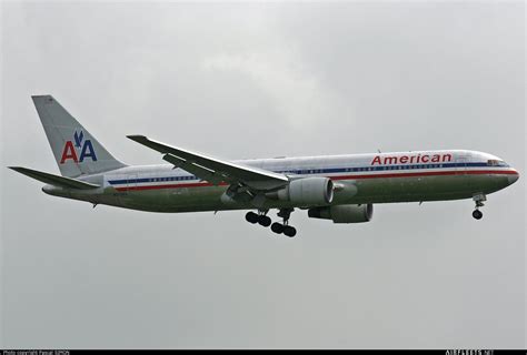 American Airlines Boeing N Aa Photo Airfleets Aviation