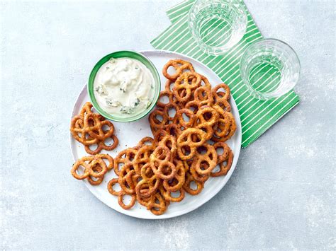 Air Fried Buffalo Pretzels With Blue Cheese Dip Savory