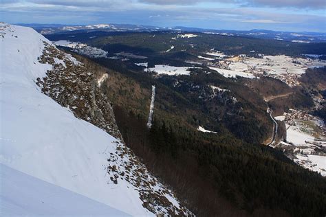 Nach Osten Hat Der Le Mont D Or Eine Senkrechte Flue Hikr Org