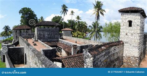 Castillo De San Felipe De Lara En Rio Dulce Guatemala Imagen De Archivo