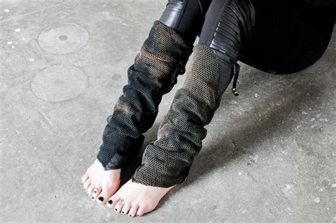 DYSTOPIA poignets jambières jambières avec perles Etsy Boot Cuffs