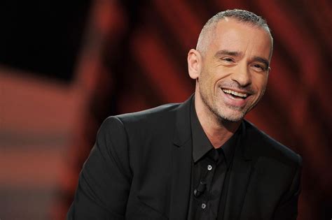 Eros Ramazzotti Senza Parole Il Dolore Per La Perdita Del Padre Che