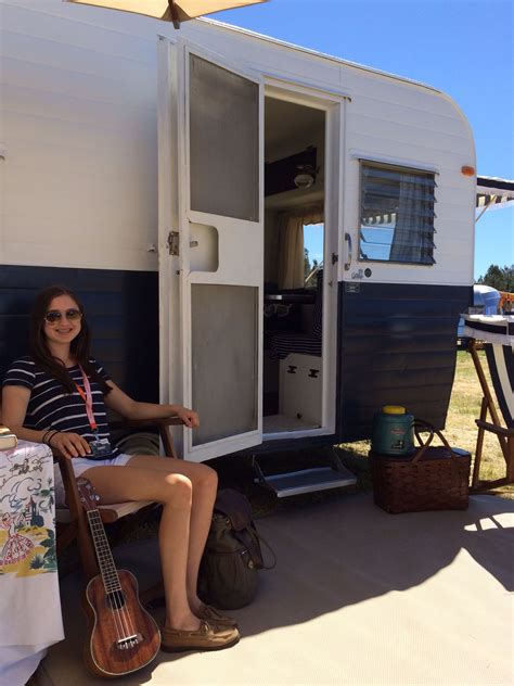 Sidney At The Bend Or Vintage Trailer Rally Vintage Trailer Coach