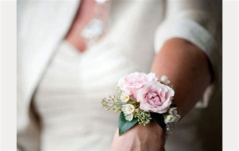 32 Wrist Corsages Perfect For Any Wedding Corsage Wedding Wrist