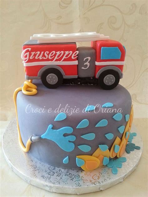 Pin Di Lidia Modica Su Vigili Del Fuoco Cake Torte Camion Torte