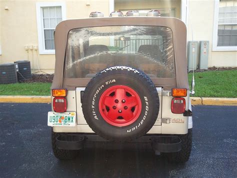 Jeep Wrangler Jurassic Park edition sold on eBay | CAR