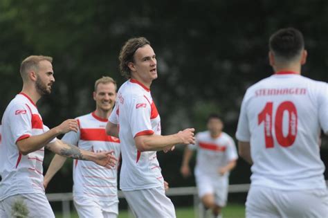 Es stand auf der Kippe So geht es bei Steinhagens Fußballern weiter