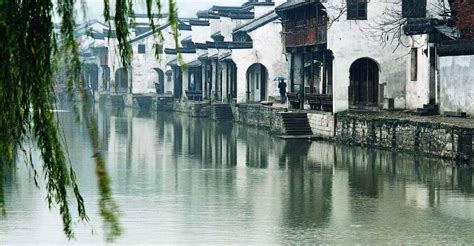 Suzhou Jardins Et Ville D Eau De Tongli Ou Zhouzhuang Getyourguide