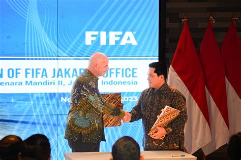 Presiden Jokowi Resmikan Kantor Fifa Jakarta Suron Co