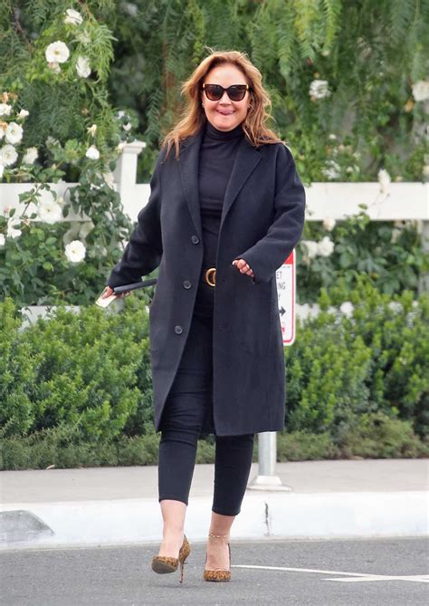 Leah Remini In A Black Coat Leaves A Restaurant In Hollywood 12172019