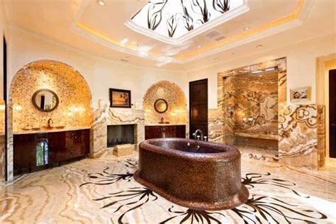 Mansion Master Bathrooms