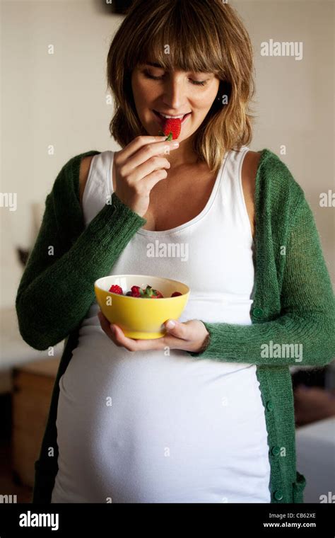 5 months pregnant hi-res stock photography and images - Alamy