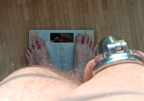 Cagecheck And Weighing 22 Nude Pics XHamster