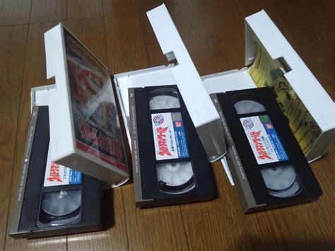 Yahoo オークション ウルトラマンワールド Vhs ビデオテープ 3本セット