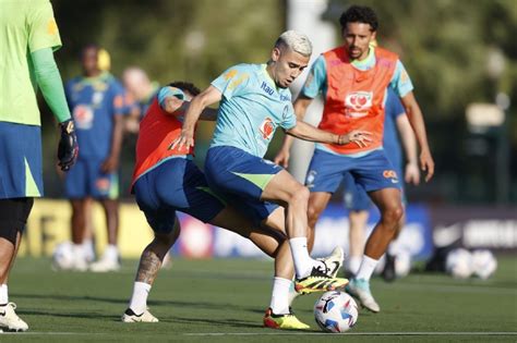 Jogadores Sele O Brasileira Realiza Primeiro Treino Na Fl Rida