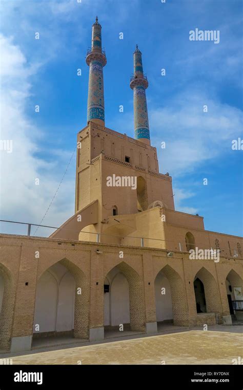 Yazd Masjid E Jameh Mosque Madrasa Courtyard View Point Of The Minaret