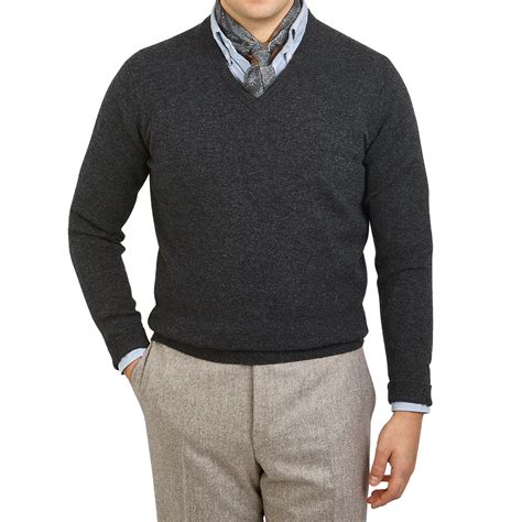 William Lockie Charcoal Grey V Neck Lambswool Sweater Baltzar