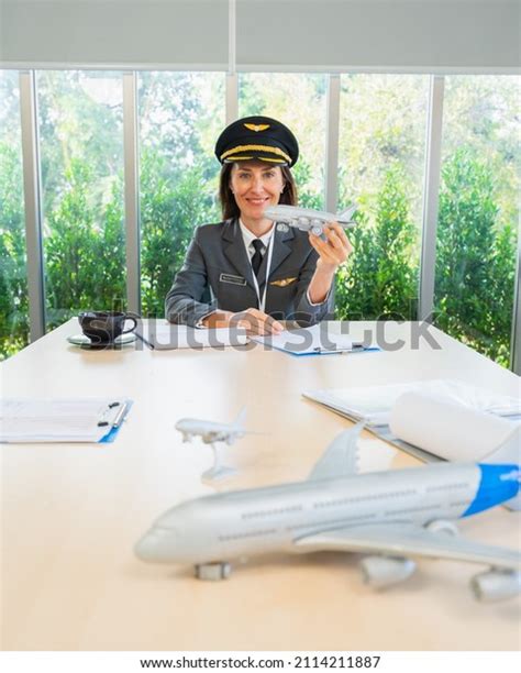 329 Airline Interview Images, Stock Photos, 3D objects, & Vectors | Shutterstock