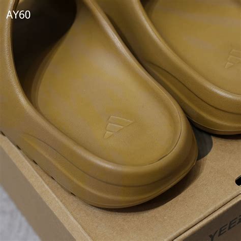 Dép Adidas Yeezy Slides ‘ochre Cop Sneaker