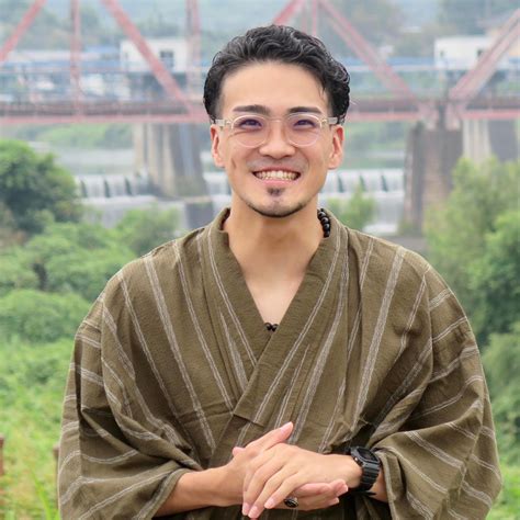 The hidden secretary of state in bridgeview service no one uses 3