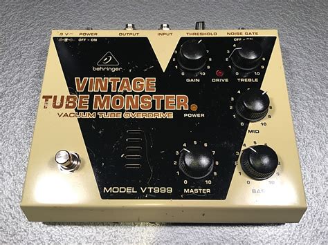 Behringer VT999 Vintage Tube Monster Vacuum Tube Overdrive Reverb