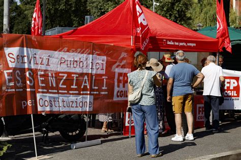 Raccolta Firme Referendum Autonomia Differenziata Ma Non Solo Dal